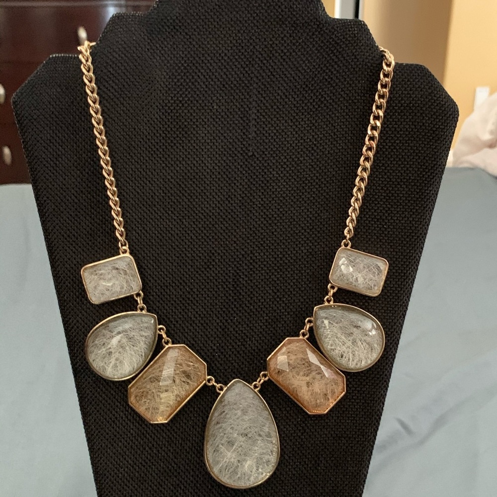 Chunky gold tone necklace